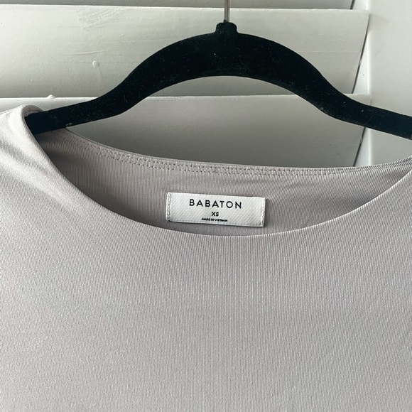 Contour Body suit- aritzia - Picture 2 of 2